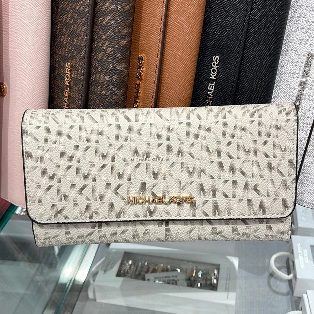 MICHAEL KORS JET SET TRV LARGE TRIFOLD VANILLA